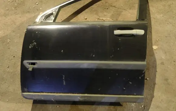 Volvo XC90 Front door