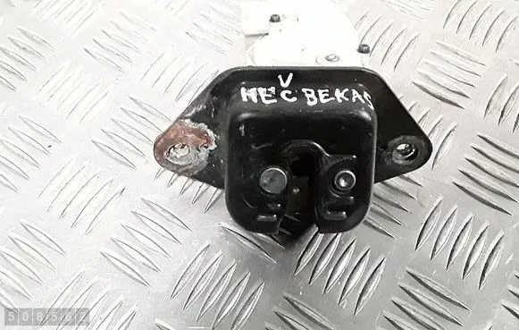 Tailgate/trunk/boot lock/catch/latch