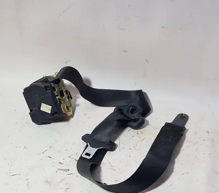 Ford Mondeo Mk III Front seatbelt 1s71f6129 33012178D