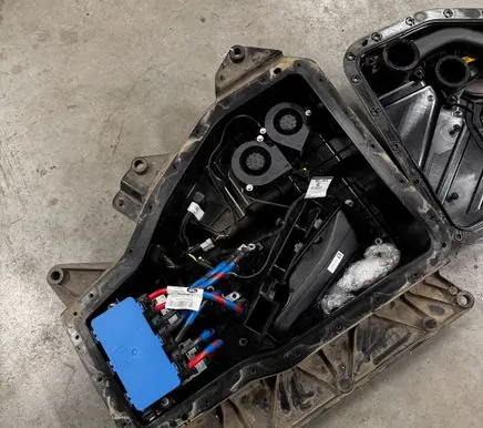Land Rover Range Rover Sport L461 Hybrid/electric vehicle battery tray MBE210C810AD R8C5A