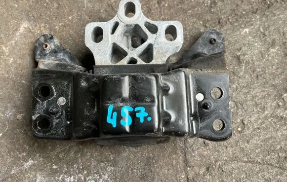 Seat Leon IV Gearbox mount 5Q0199555BJ