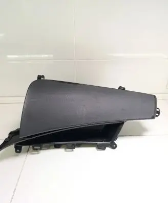Glove box