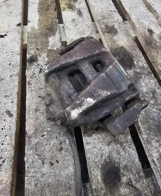 Volkswagen Tiguan Front brake caliper