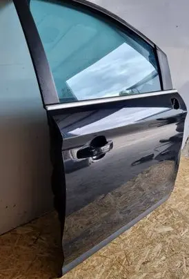 Door (2 Door Coupe)