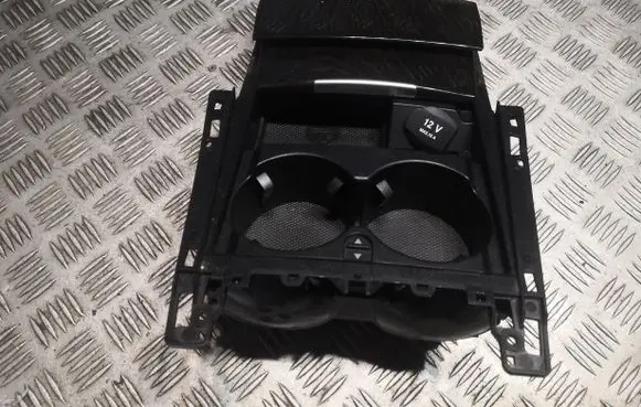 Mercedes-Benz E W212 Cup holder 2126805750 A2126805750
