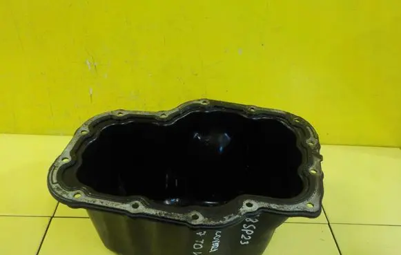 Land Rover Discovery 3 - LR3 Oil sump 4H2Q6675DA