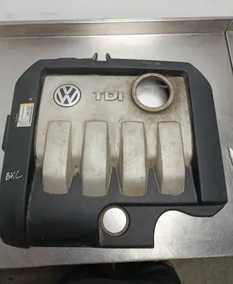 Volkswagen PASSAT B6 Engine cover (trim) 03G103925 03G103925G
