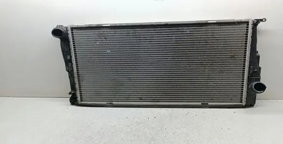 BMW X1 E84 Coolant radiator 4197696 7810281