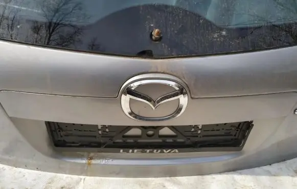 Mazda CX-7 Trunk door license plate light bar 