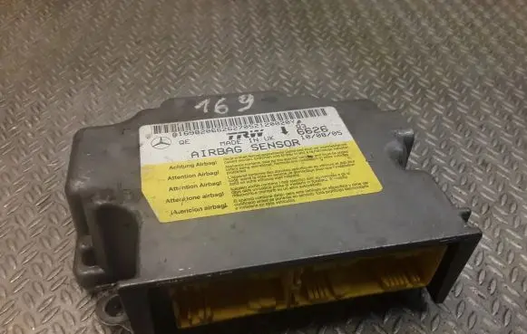 Mercedes-Benz A W169 Airbag control unit/module 1698206626