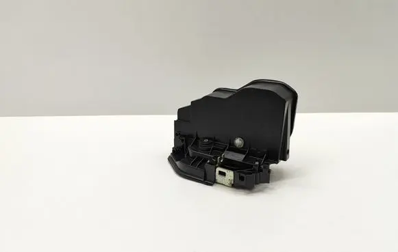 BMW 5 E60 E61 Front door lock 7154628 51217154628 51217167068