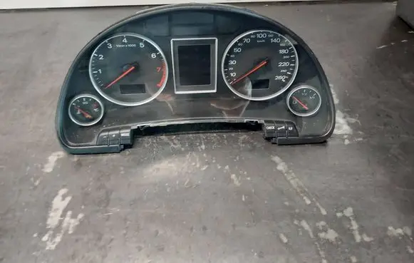 Audi A4 S4 B6 8E 8H Speedometer (instrument cluster) 8E0920900H 0263626021