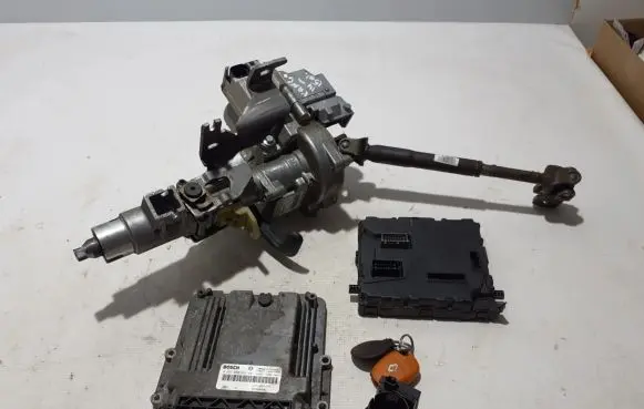 Renault Kangoo II Engine ECU kit and lock set 