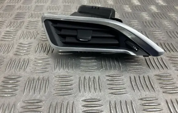 Peugeot 208 Dashboard side air vent grill/cover trim 9633131777 277200