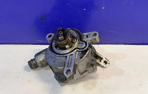 Vacuum pump