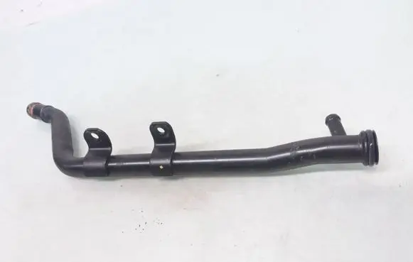 KIA Sorento Engine coolant pipe/hose