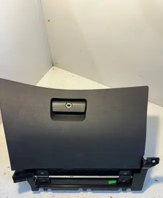 BMW 3 E46 Glove box 8203822 7PV8196100