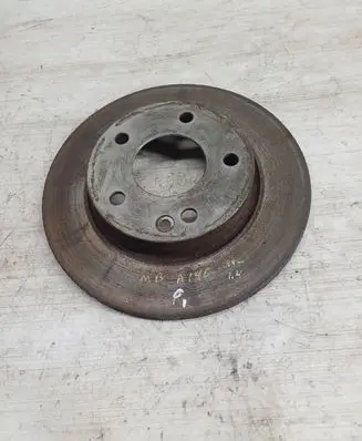 Mercedes-Benz Vaneo W414 Front brake disc