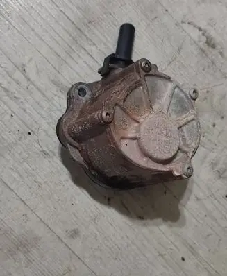 Mercedes-Benz GLK (X204) Vacuum pump A6512300565 01338261