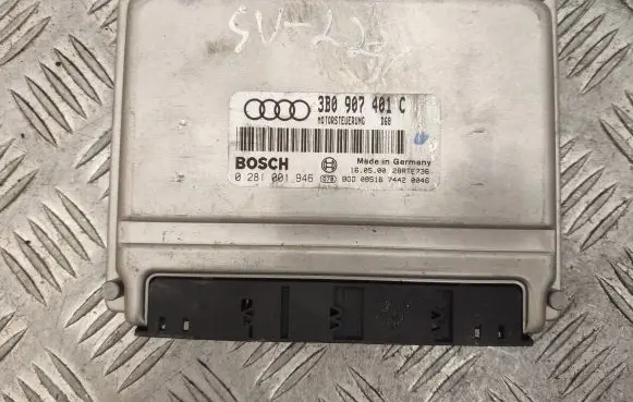 Volkswagen PASSAT B5 Engine control unit/module 3B0907401C