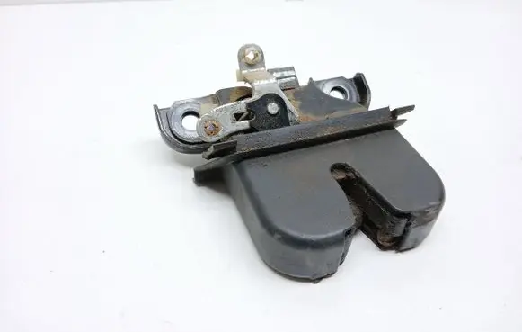 Audi A3 S3 8L Tailgate/trunk/boot lock/catch/latch