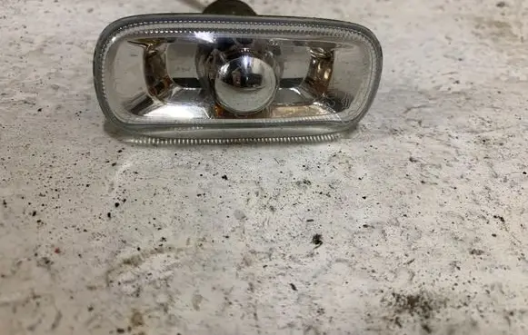 Audi A3 S3 8P Front fender indicator light