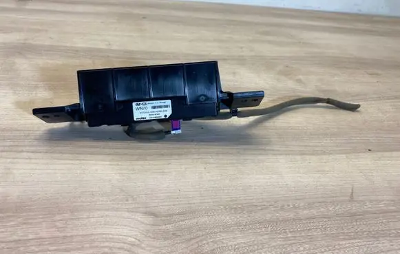 Hyundai Tucson IV NX4 Aerial antenna amplifier 96240N7000