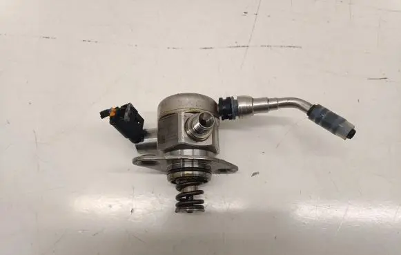 Hyundai Kona I Fuel injection high pressure pump 3532003AC0