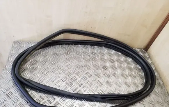 Front door rubber seal