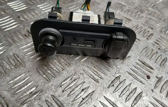 KIA Rio USB socket connector 961201W000
