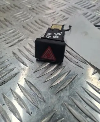 Audi A4 S4 B6 8E 8H Hazard light switch
