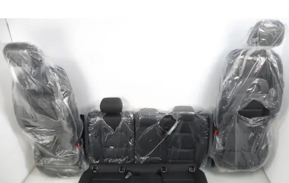 Infiniti Q30 Seat set 