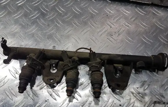 Audi A3 S3 8L Fuel main line pipe 0280150902
