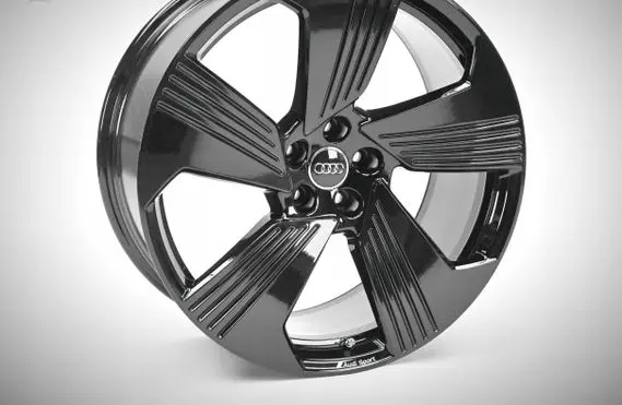 Audi e-tron R21 alloy rim 4KE601025AC