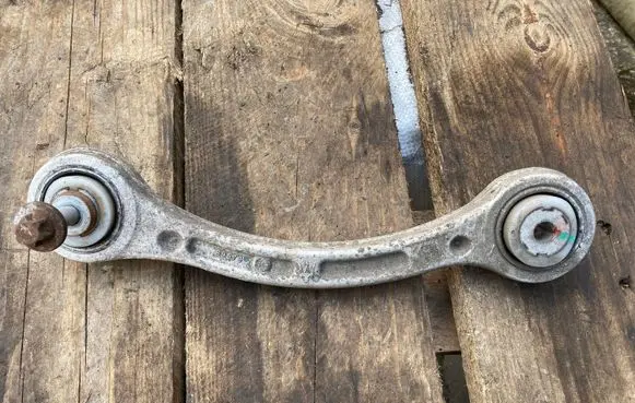 Maserati Ghibli Rear control arm 69578