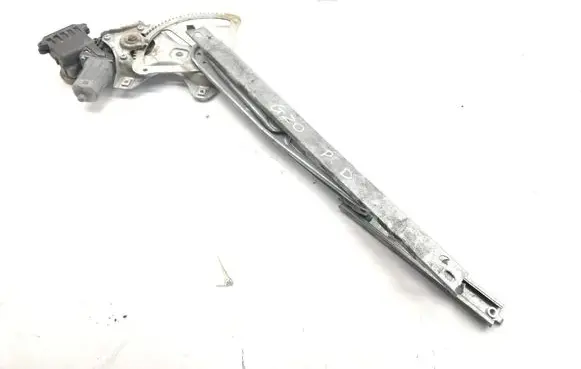 Toyota Auris E180 Front door window regulator with motor 3570102010