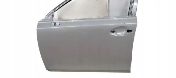 Lexus CT 200H Front door