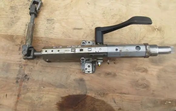 Volkswagen Polo V 6R Steering wheel axle 6R1419501EQ