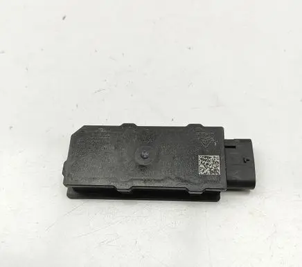 Skoda Enyaq iV Keyless system antenna 5WA962133D 5WA962133B