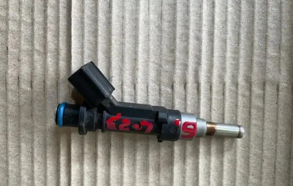 Toyota Corolla E140 E150 Fuel injector 0280158213 23209-47010