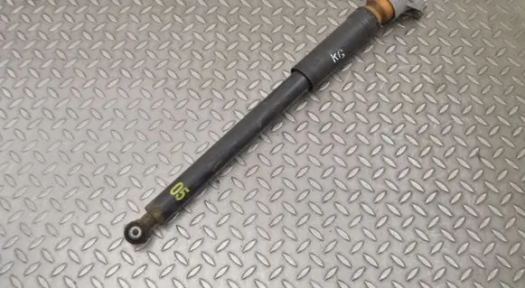 Infiniti Q30 Rear shock absorber/damper