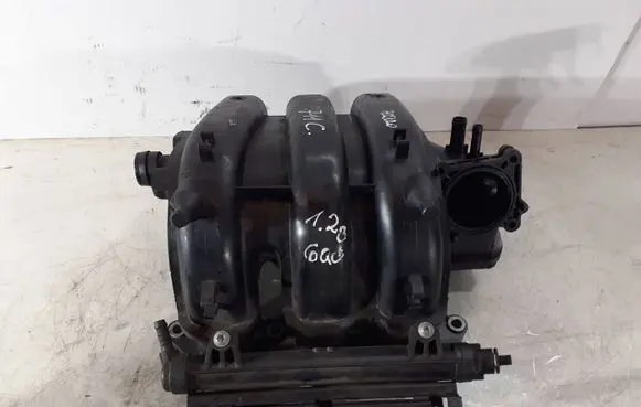 Volkswagen Polo IV 9N3 Intake manifold 03E129711C