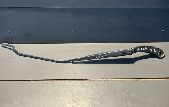 Renault Megane II Front wiper blade arm 8200036912