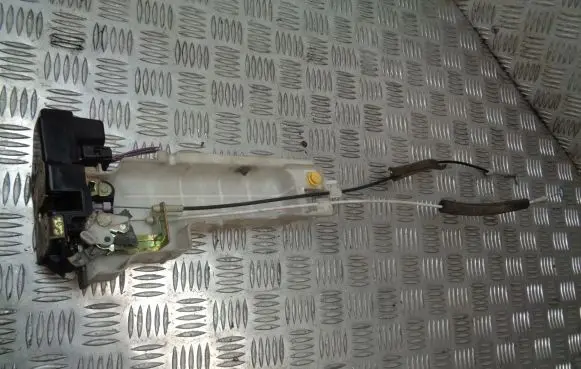 Chrysler Pacifica Rear door lock BRAK