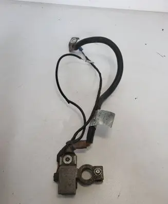 BMW 5 E60 E61 Positive cable (battery) 10304410