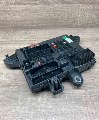 Opel Insignia A Fuse module 1327732103 16080405010 544949969