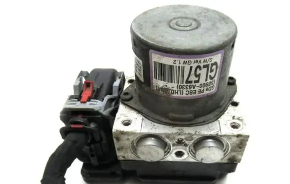 Hyundai i30 ABS Pump 58900-A6330