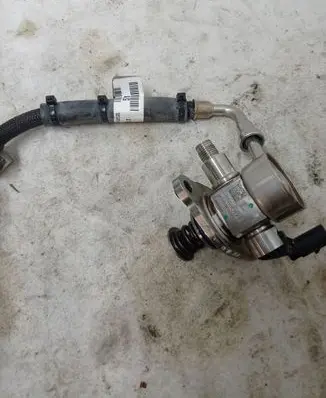 Chevrolet Volt II Fuel injection high pressure pump 12666611