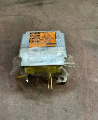Toyota Avensis Verso Airbag control unit/module 8917044040 2310002450