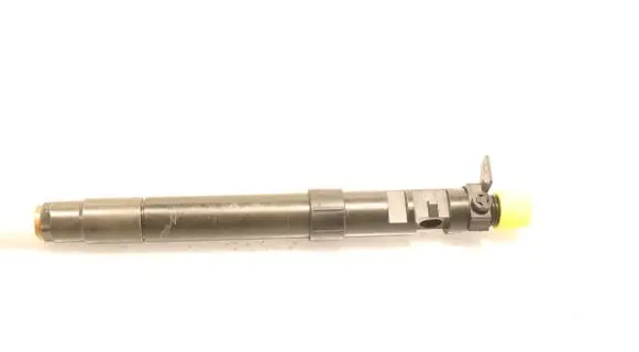 Peugeot 508 Fuel injector